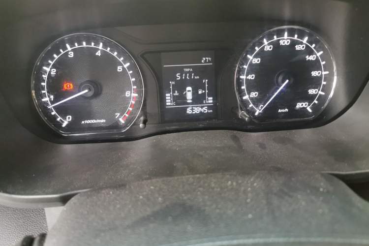 Used CHANGAN OSHAN X70A 2018 1.5L Manual Standard Edition Odometer Close Up