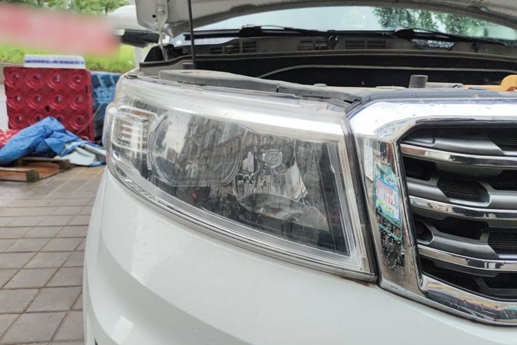 Used CHANGAN OSHAN X70A 2018 1.5L Manual Standard Edition Right Front Headlight