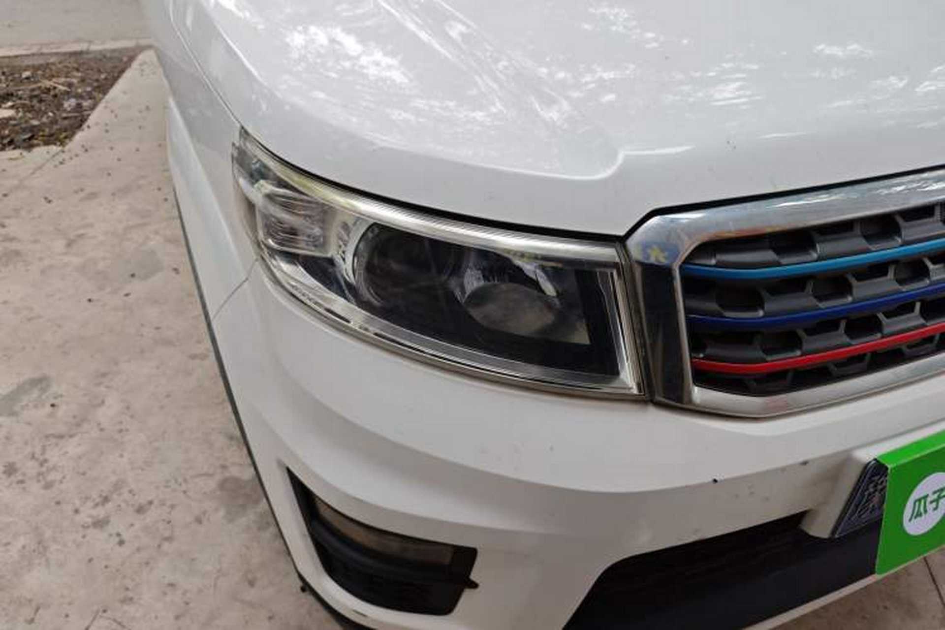 Used CHANGAN OSHAN X70A 2018 1.5L Manual Luxury Model Right Front Headlight