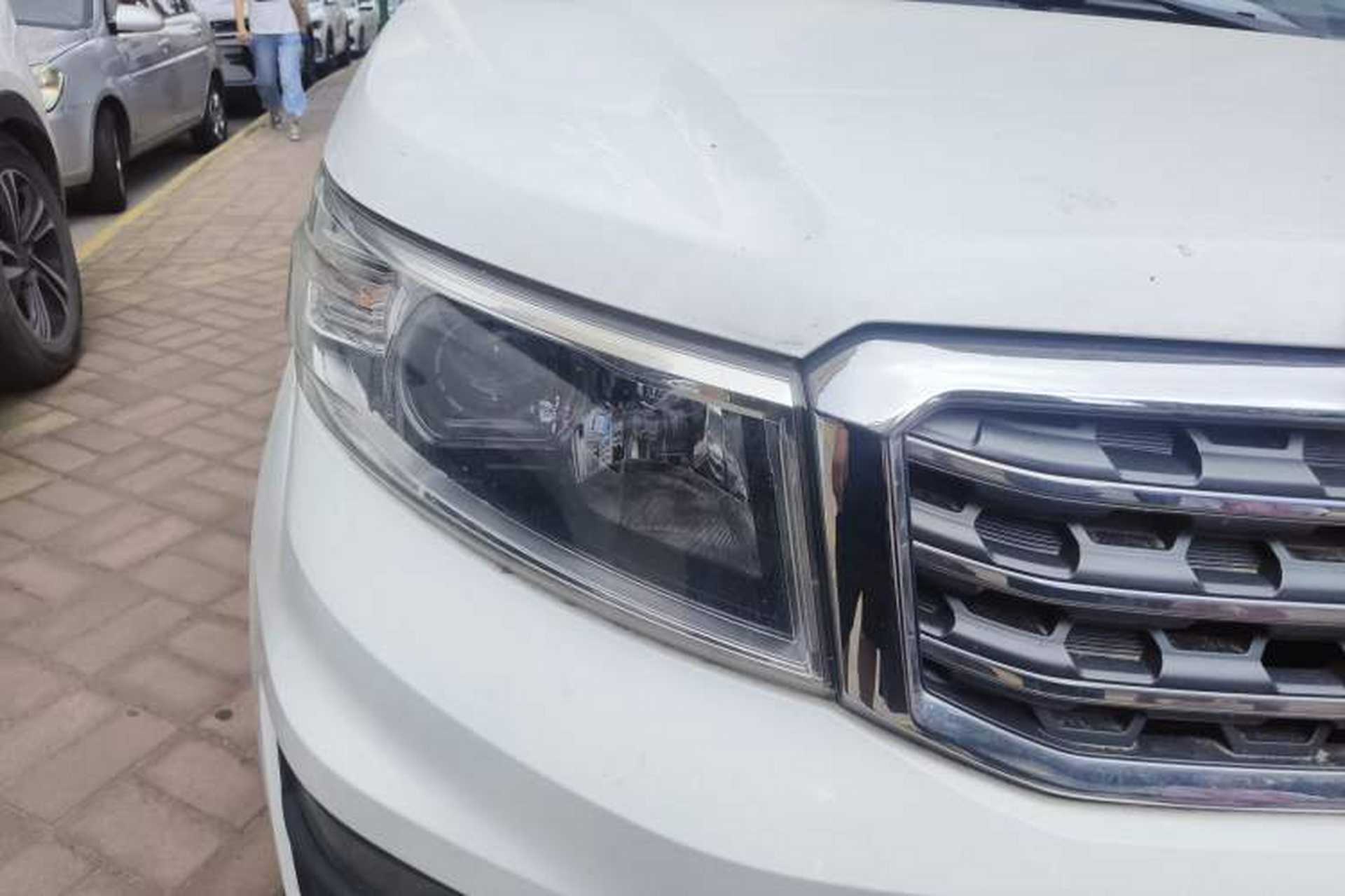 Used CHANGAN OSHAN X70A 2018 1.5L Manual Luxury Model Right Front Headlight