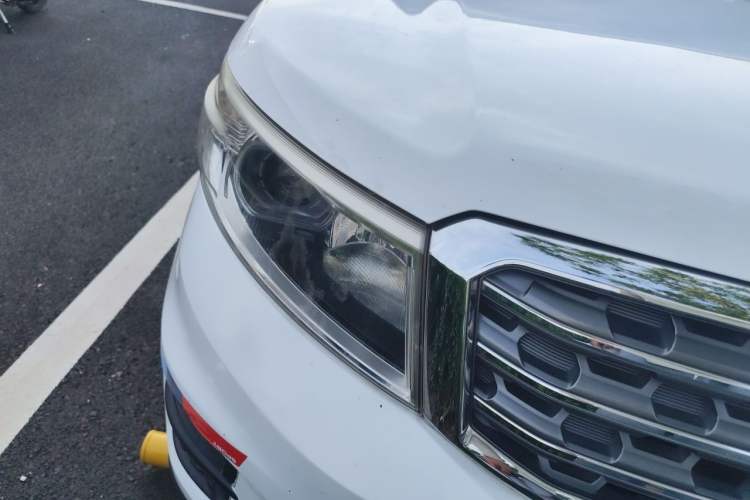 Used CHANGAN OSHAN X70A 2018 1.5L Manual Comfort Model Right Front Headlight