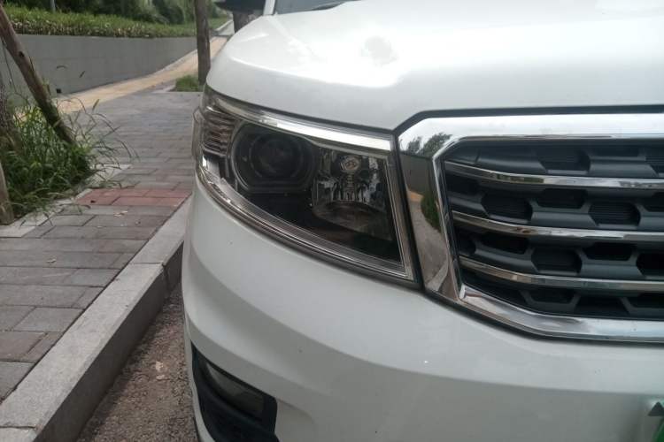 Used CHANGAN OSHAN X70A 2018 1.5L Manual Elite Version Right Front Headlight