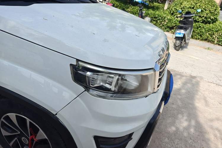 Used CHANGAN OSHAN X70A 2018 1.5L Manual Luxury Model Right Front Headlight