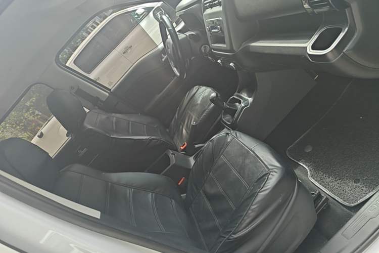 Used CHANGAN OSHAN X70A 2018 1.5L Manual Base Version Right Front Seat