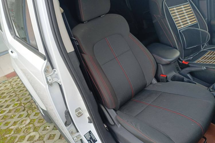 Used CHANGAN OSHAN X70A 2018 1.5L Manual Standard Edition Right Front Seat