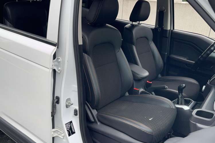 Used CHANGAN OSHAN X70A 2018 1.5L Manual Elite Version Right Front Seat