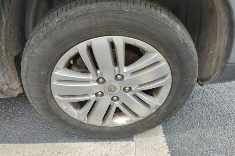 Used CHANGAN OSHAN X70A 2018 1.5L Manual Comfort Model Right Front Wheel Hub