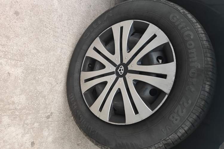 Used CHANGAN OSHAN X70A 2018 1.5L Manual Base Version Right Front Wheel Hub