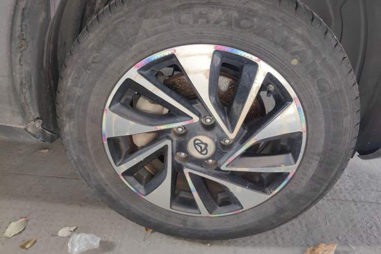 Used CHANGAN OSHAN X70A 2018 1.5L Manual Luxury Model Right Front Wheel Hub