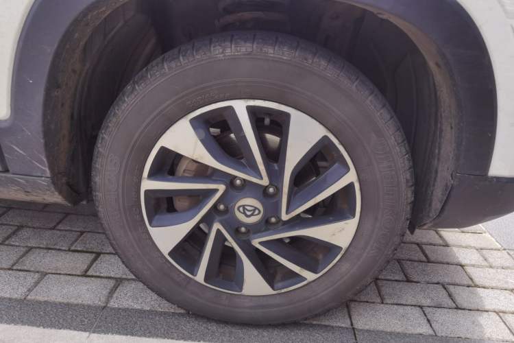 Used CHANGAN OSHAN X70A 2018 1.5L Manual Elite Version Right Front Wheel Hub