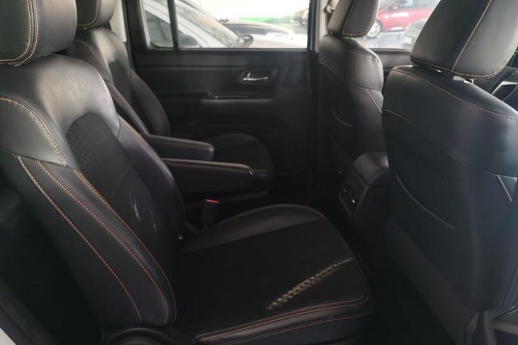 Used CHANGAN OSHAN X70A 2018 1.5L Manual Elite Version Right Rear Seat