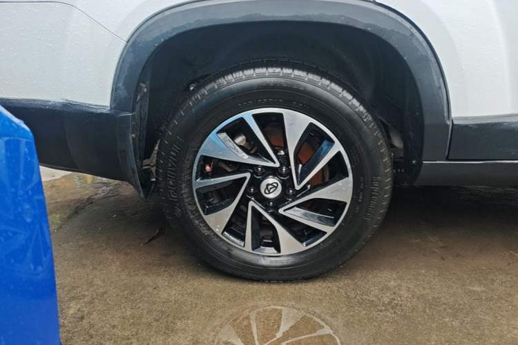 Used CHANGAN OSHAN X70A 2018 1.5L Manual Elite Version Right Rear Wheel Hub