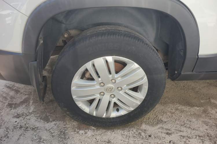 Used CHANGAN OSHAN X70A 2018 1.5L Manual Comfort Model Right Rear Wheel Hub