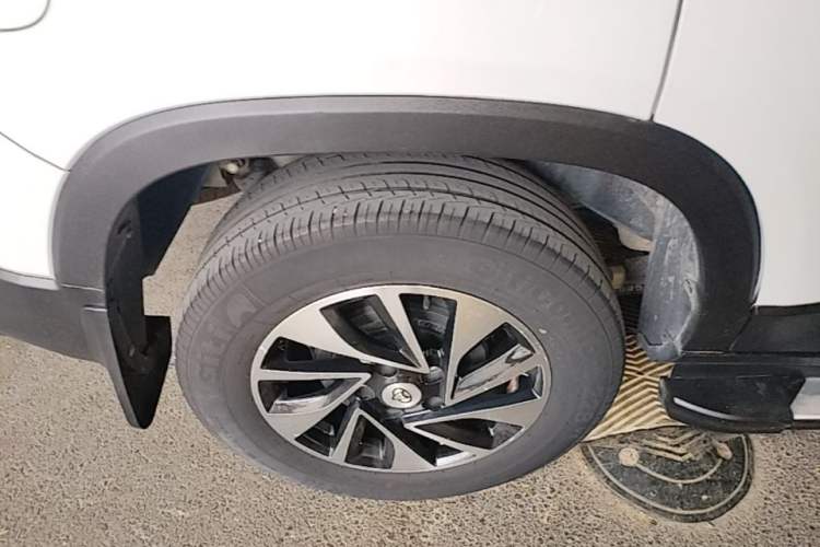 Used CHANGAN OSHAN X70A 2018 1.5L Manual Base Version Right Rear Wheel Hub