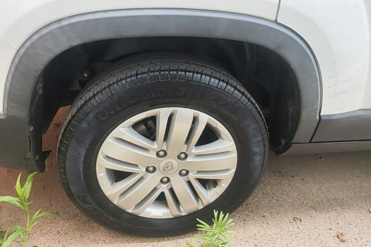 Used CHANGAN OSHAN X70A 2018 1.5L Manual Comfort Model Right Rear Wheel Hub