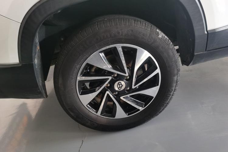 Used CHANGAN OSHAN X70A 2018 1.5L Manual Elite Version Right Rear Wheel Hub