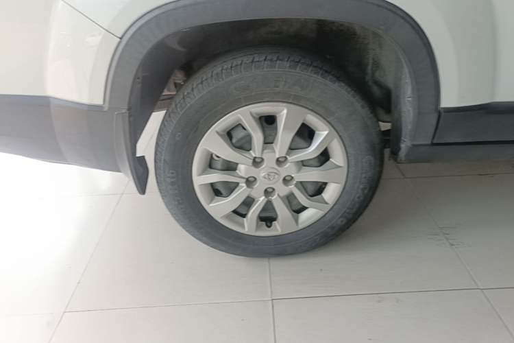 Used CHANGAN OSHAN X70A 2018 1.5L Manual Standard Edition Right Rear Wheel Hub