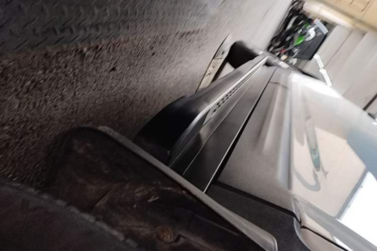 Used CHANGAN OSHAN X70A 2018 1.5L Manual Base Version Right Side Sill