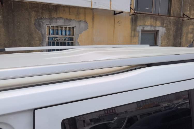 Used CHANGAN OSHAN X70A 2018 1.5L Manual Elite Version Roof