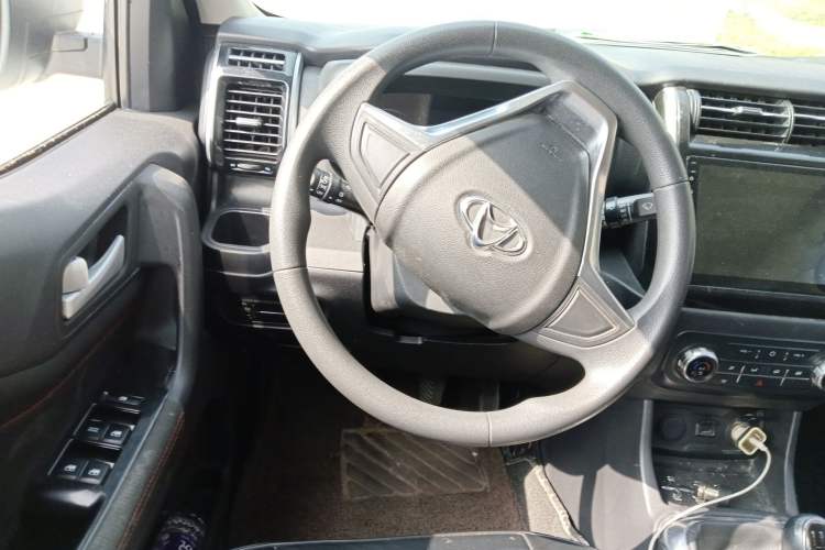 Used CHANGAN OSHAN X70A 2018 1.5L Manual Standard Edition Steering Wheel