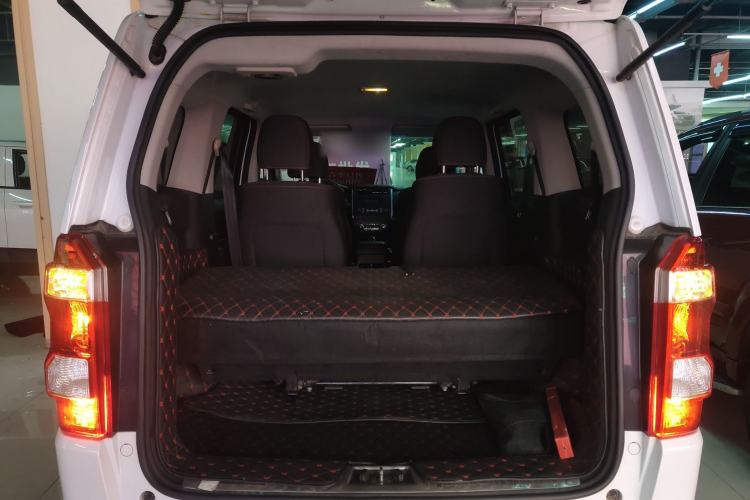 Used CHANGAN OSHAN X70A 2018 1.5L Manual Standard Edition Trunk