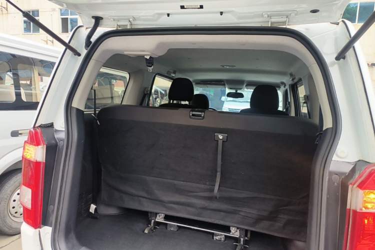 Used CHANGAN OSHAN X70A 2018 1.5L Manual Standard Edition Trunk