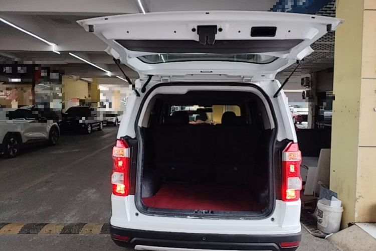 Used CHANGAN OSHAN X70A 2018 1.5L Manual Base Version Trunk