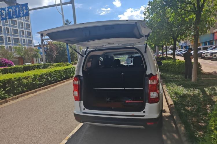 Used CHANGAN OSHAN X70A 2018 1.5L Manual Standard Edition Trunk