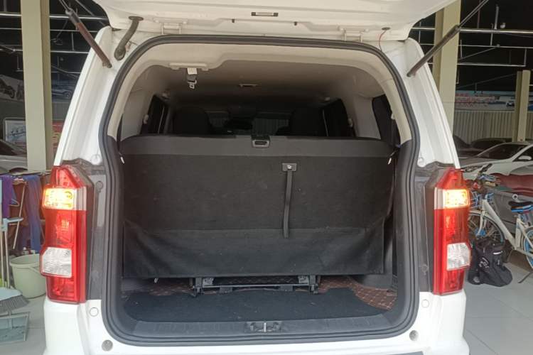 Used CHANGAN OSHAN X70A 2018 1.5L Manual Standard Edition Trunk