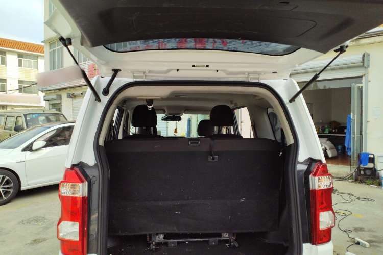 Used CHANGAN OSHAN X70A 2018 1.5L Manual Comfort Model Trunk
