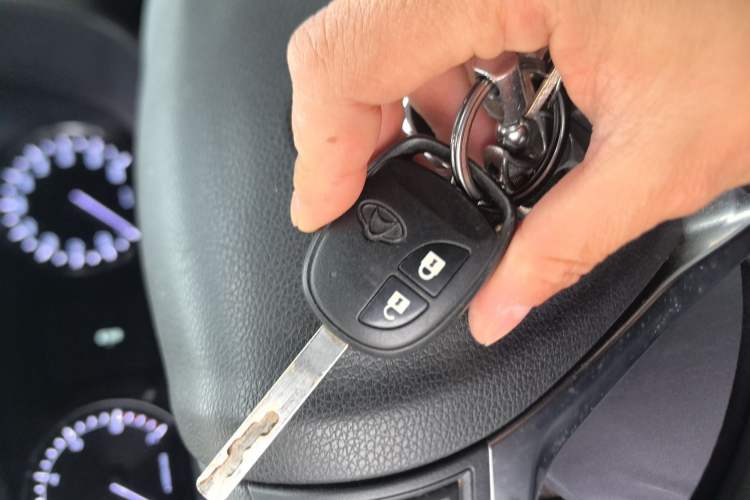 Used CHANGAN OSHAN X70A 2018 1.5L Manual Standard Edition Vehicle Key