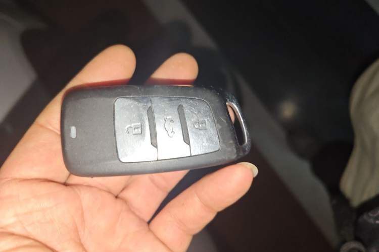 Used CHANGAN OSHAN X70A 2018 1.5L Manual Luxury Model Vehicle Key