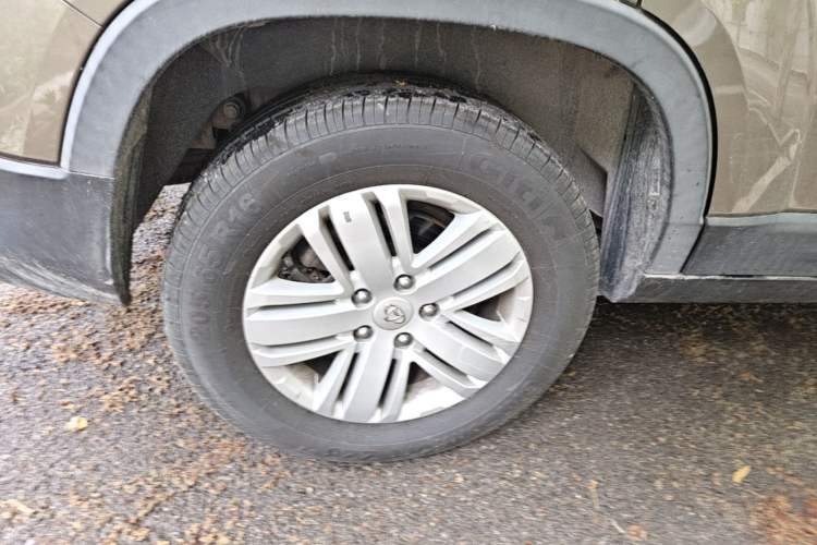 Used CHANGAN OSHAN X70A 2018 1.5L Manual Comfort Model Right Rear Wheel Hub