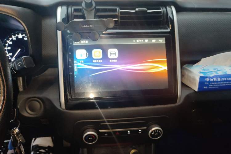 Used CHANGAN OSHAN X70A 2019 1.5L Manual Basic Version China VI Standard Audio And AC Panel