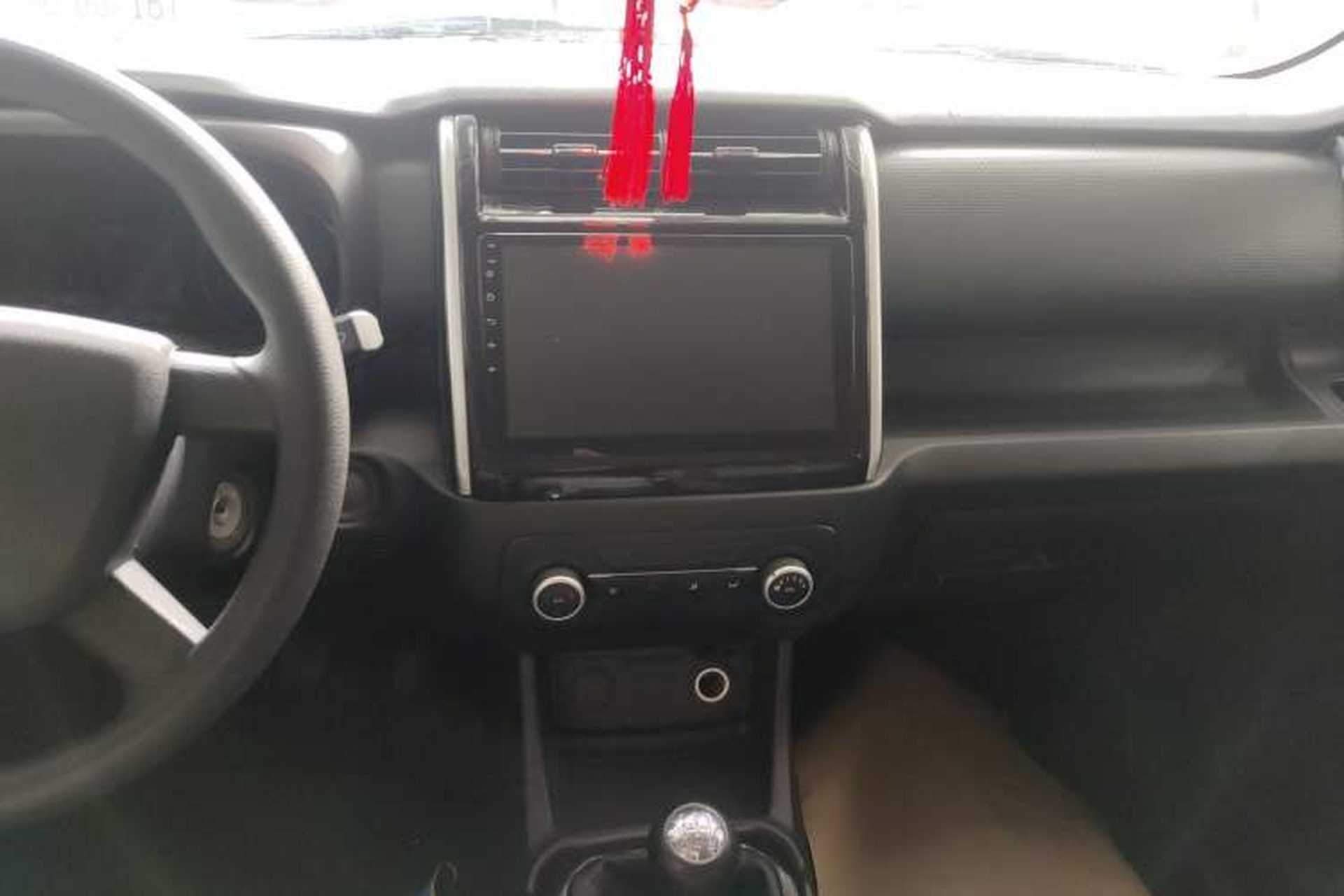 Used CHANGAN OSHAN X70A 2019 1.5L Manual Basic Version China VI Standard Audio And AC Panel