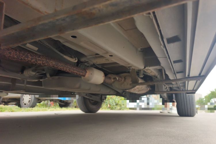 Used CHANGAN OSHAN X70A  Chassis Front Left