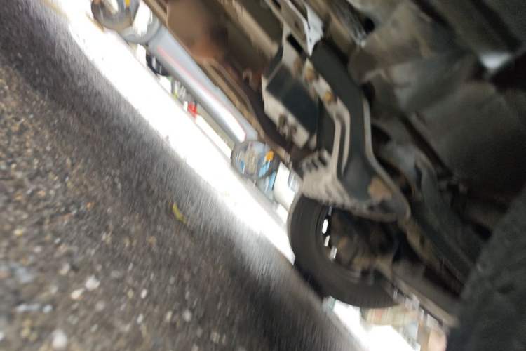Used CHANGAN OSHAN X70A 2019 1.5L Manual Classic Model China VI Standard Chassis Front Right