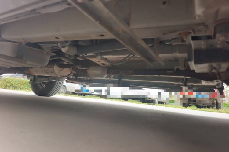 Used CHANGAN OSHAN X70A  Chassis Front Right