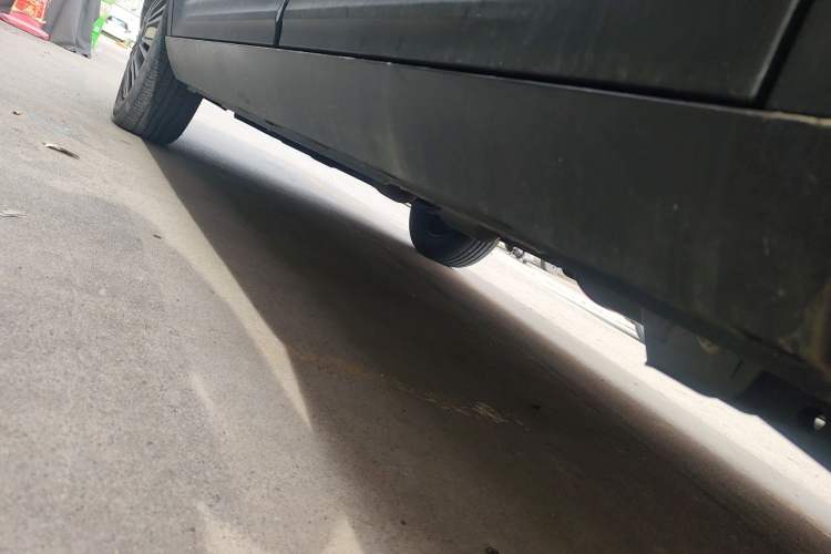 Used CHANGAN OSHAN X70A 2019 1.5L Manual Basic Version China VI Standard Chassis Rear Left