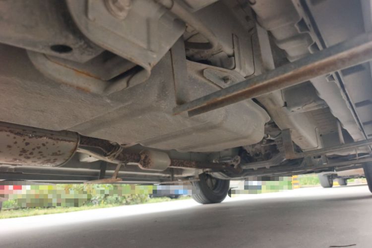 Used CHANGAN OSHAN X70A  Chassis Rear Right