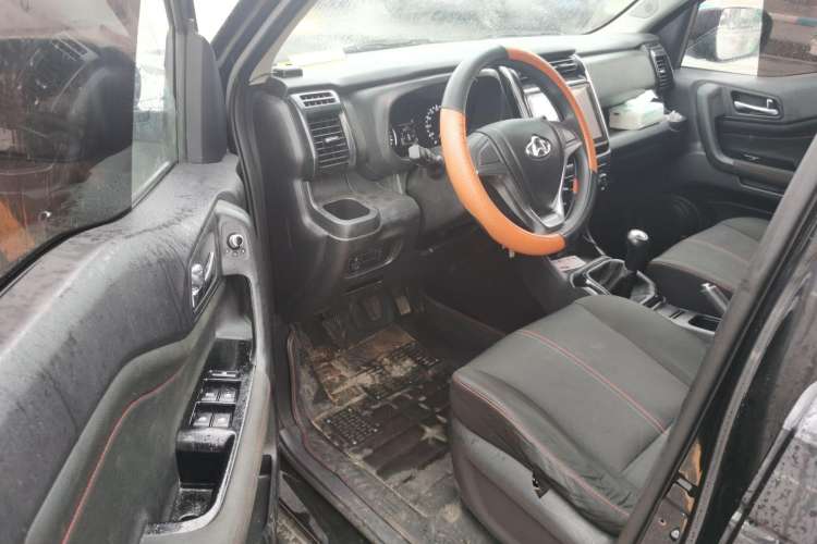Used CHANGAN OSHAN X70A 2019 1.5L Manual Comfort Model China VI Standard Driver Seat