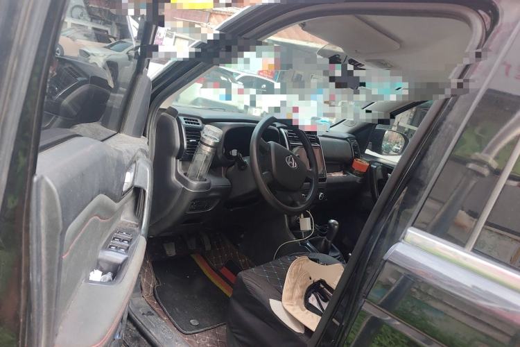 Used CHANGAN OSHAN X70A 2019 1.5L Manual Basic Version China VI Standard Driver Seat