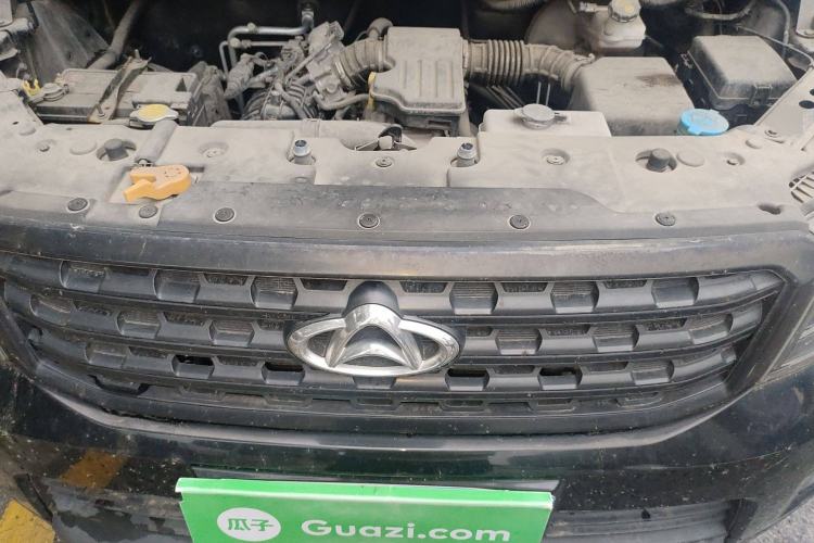 Used CHANGAN OSHAN X70A 2019 1.5L Manual Basic Version China VI Standard Engine Bay