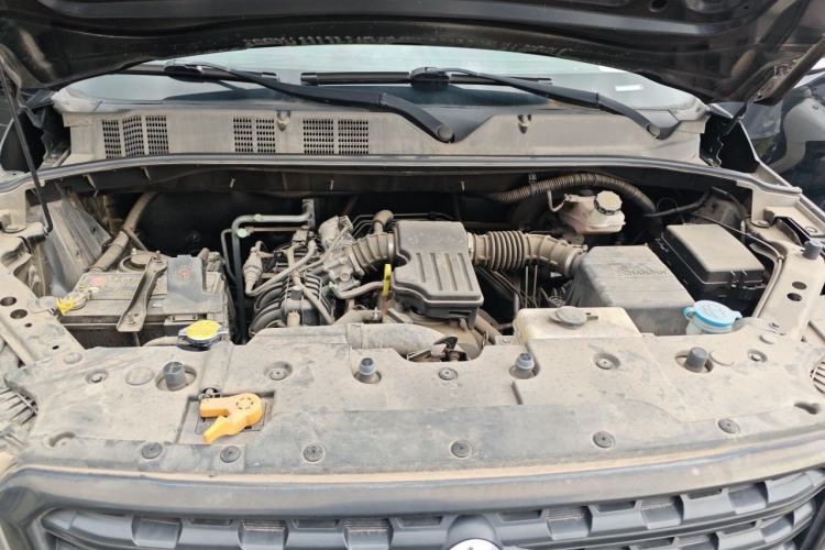 Used CHANGAN OSHAN X70A 2019 1.5L Manual Classic Model China VI Standard Engine Bay
