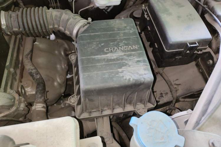 Used CHANGAN OSHAN X70A 2019 1.5L Manual Basic Version China VI Standard Engine Bay Left