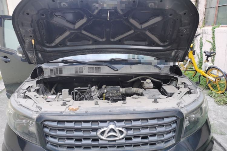 Used CHANGAN OSHAN X70A 2019 1.5L Manual Basic Version China VI Standard Engine Bay