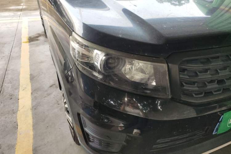 Used CHANGAN OSHAN X70A 2019 1.5L Manual Basic Version China VI Standard Exterior 6