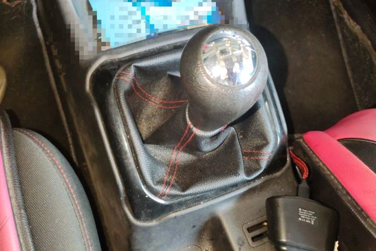 Used CHANGAN OSHAN X70A 2019 1.5L Manual Basic Version China VI Standard Gear Lever