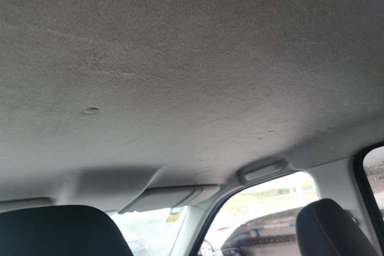Used CHANGAN OSHAN X70A 2019 1.5L Manual Comfort Model China VI Standard Headliner