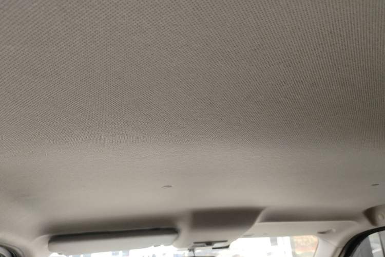 Used CHANGAN OSHAN X70A 2019 1.5L Manual Basic Version China VI Standard Headliner
